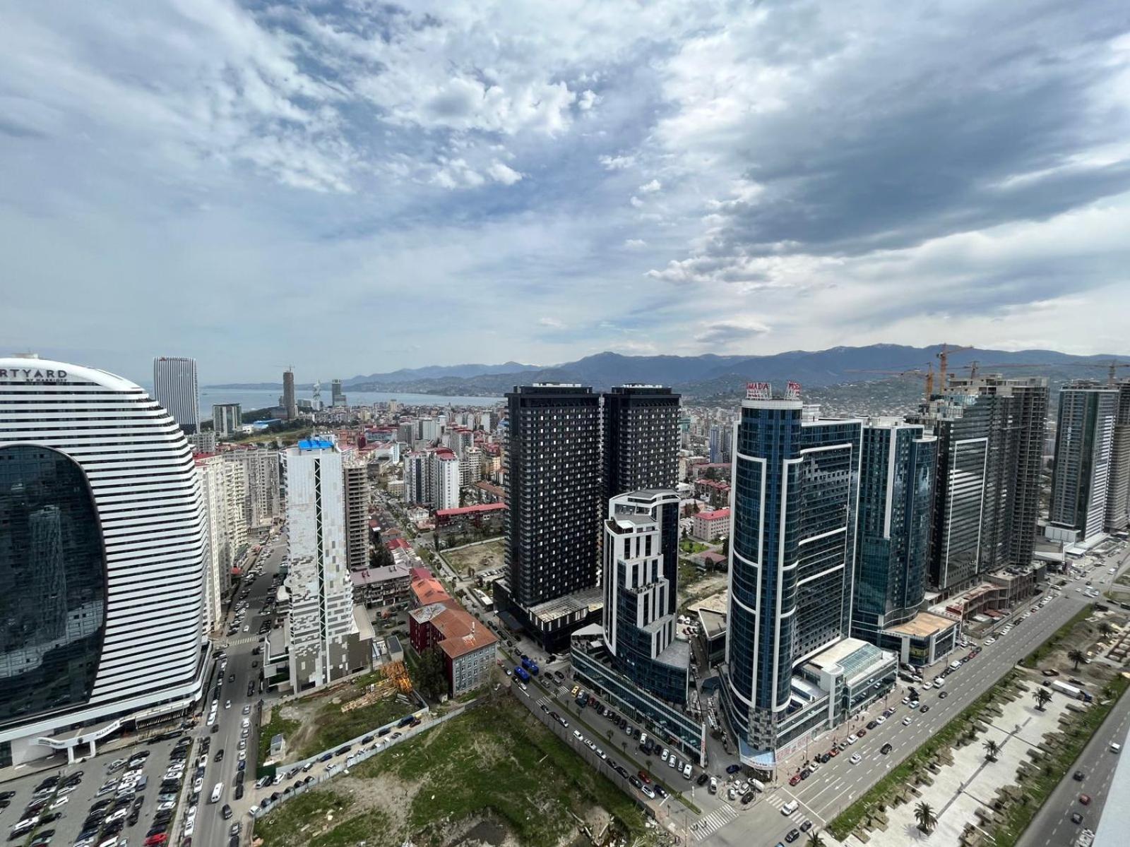 Aparthotel Orbi Batumi Bagian luar foto