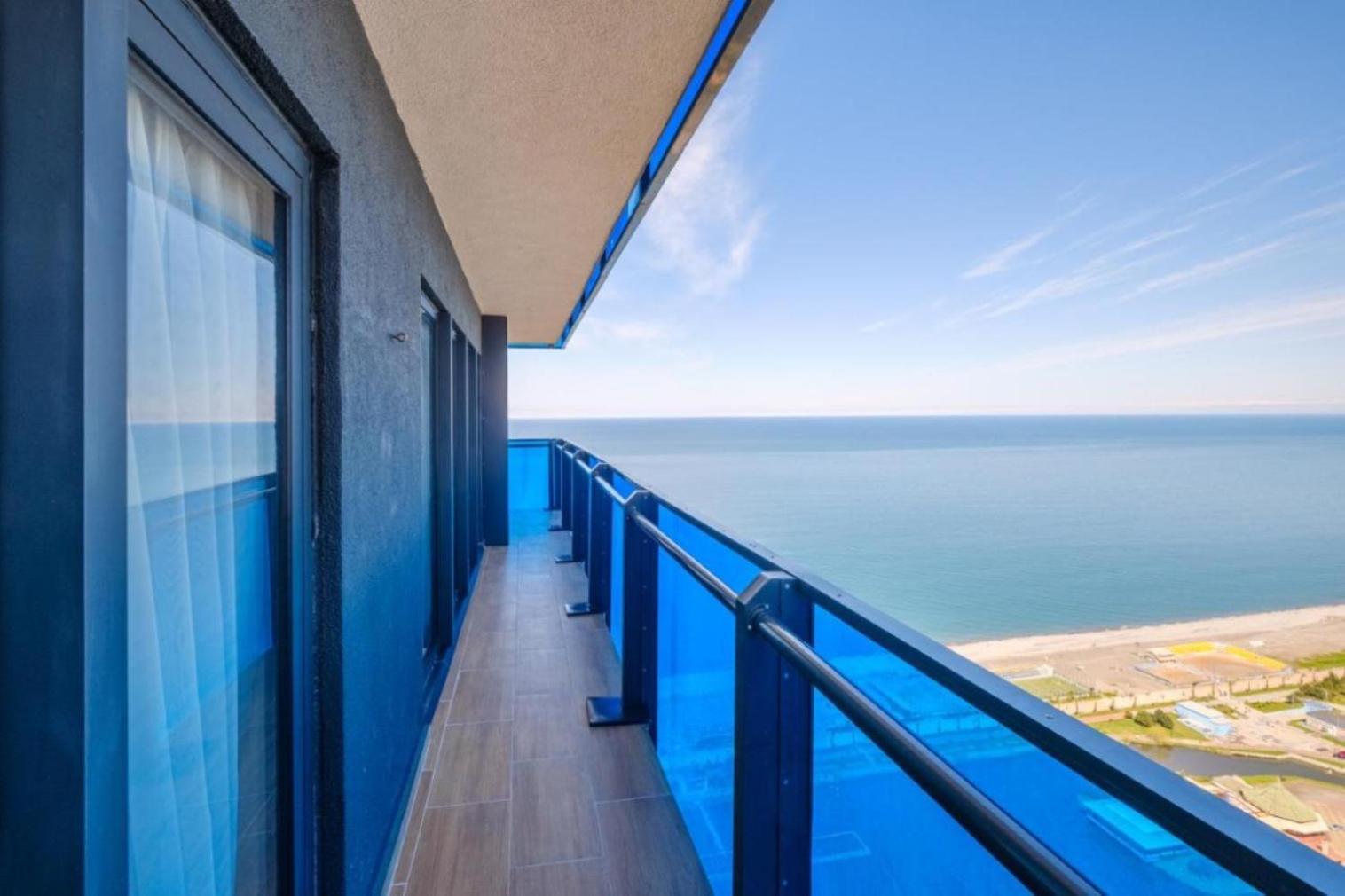 Aparthotel Orbi Batumi Bagian luar foto