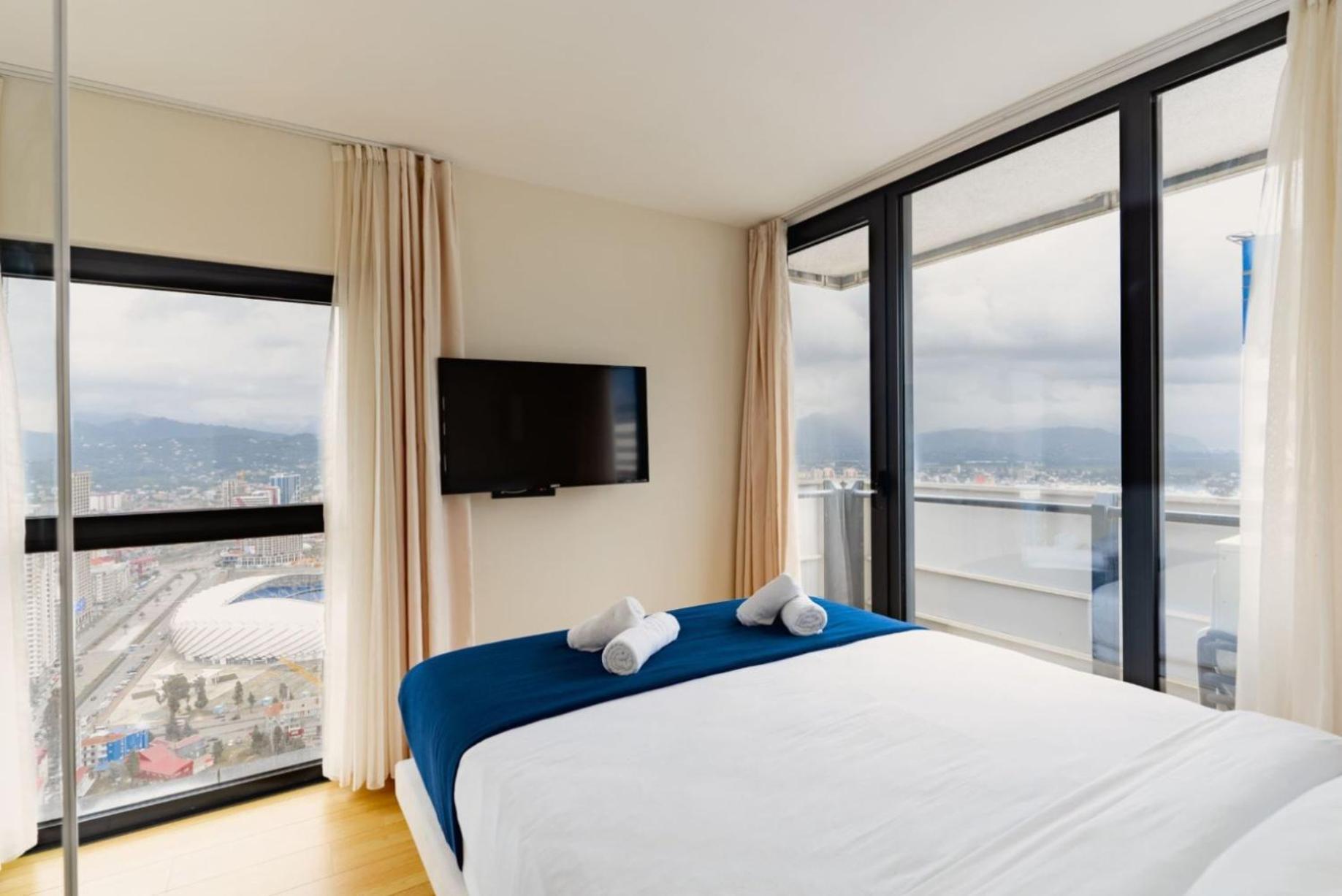 Aparthotel Orbi Batumi Bagian luar foto